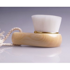 Facial clreaning brush with wood handle